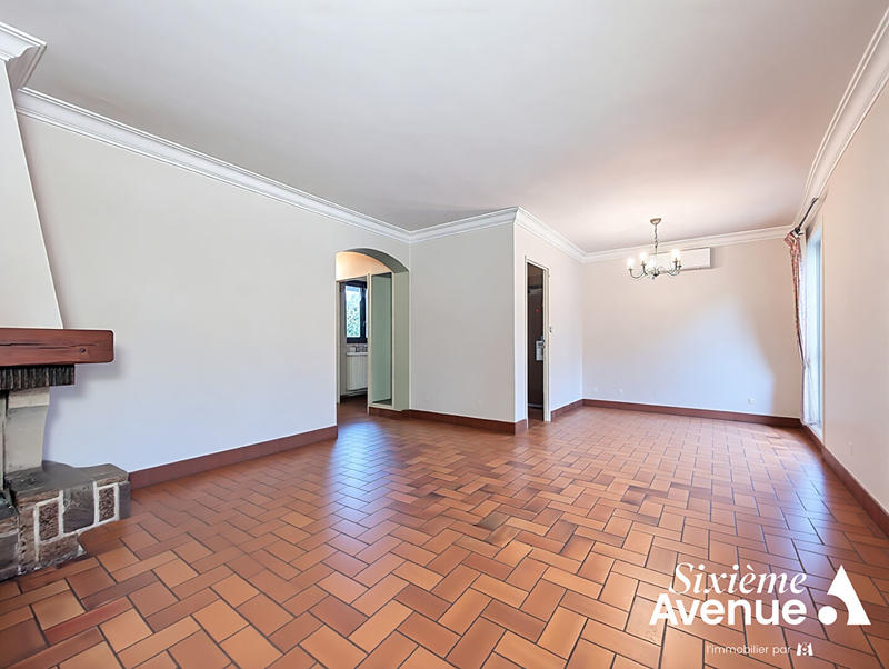 Maison - 86 m² - 4 pièces