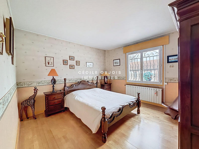 Maison ancienne - 220 m² - 7 pièces