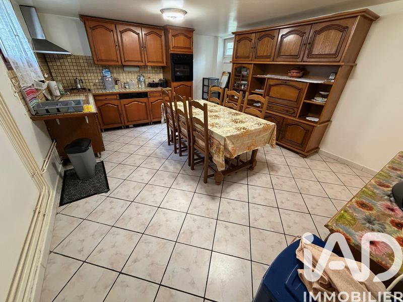 Maison - 95 m² - 5 pièces