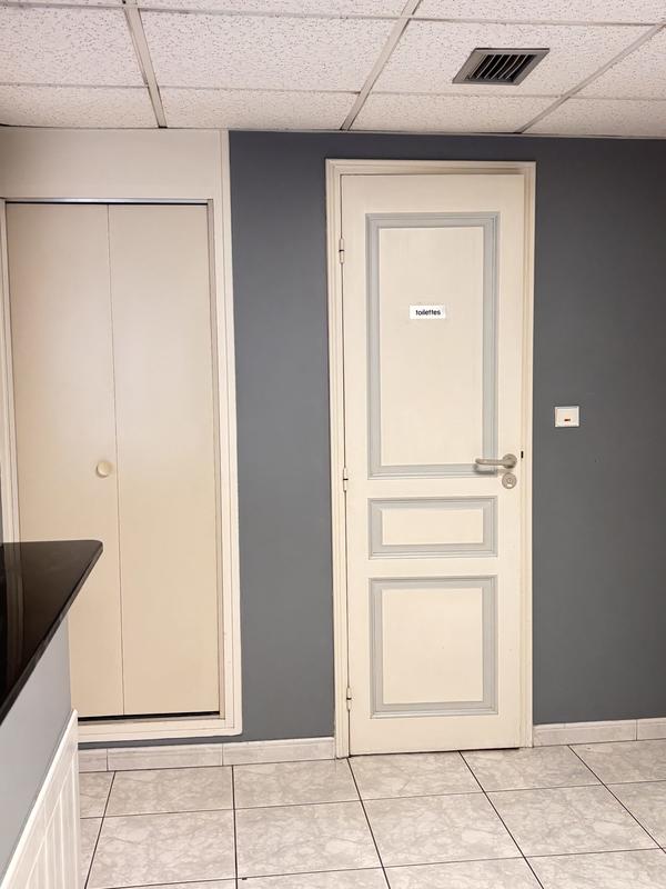 Local commercial - 139 m²