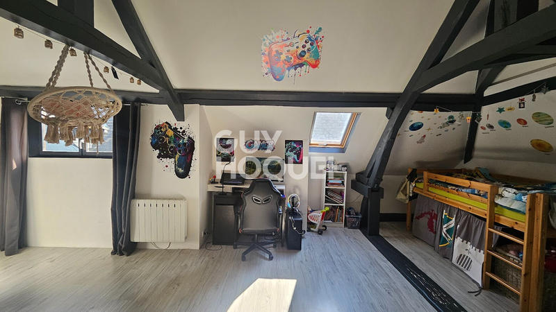 Maison - 196 m² - 7 pièces