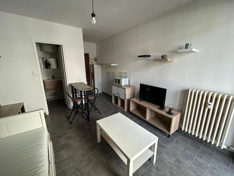 Appartement - 18 m² - 1 pièce