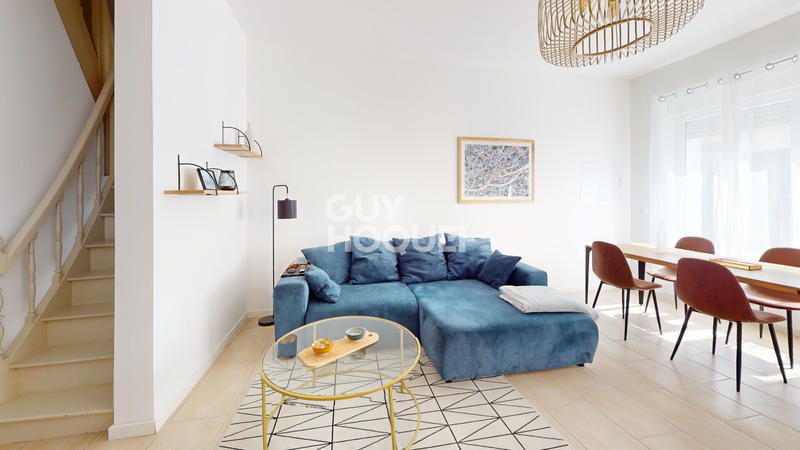 Maison - 90 m² - 5 pièces