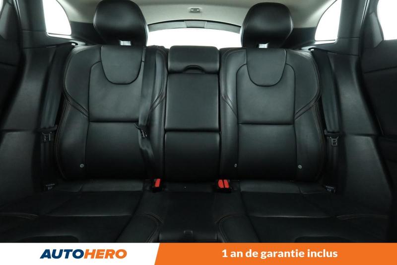Volvo V40 Cross Country 2.0 D2 Summum Geartronic 120 ch
