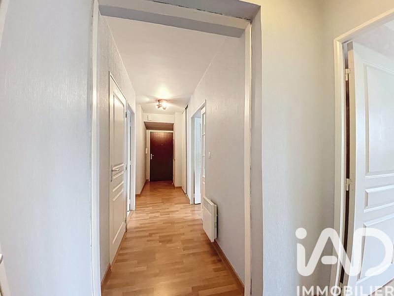 Appartement - 80 m² - 5 pièces