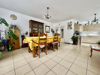 Appartement - 61 m² - 2 pièces