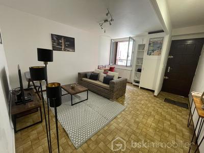 Appartement - 57 m² - 4 pièces