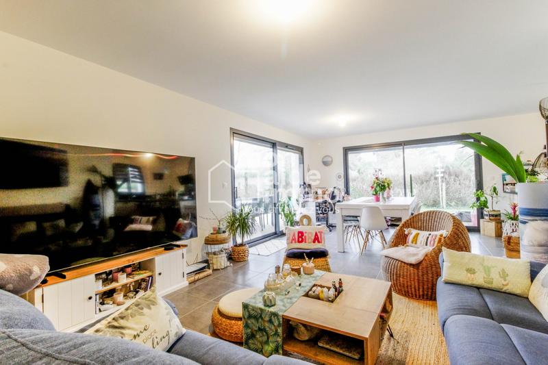 Maison - 115 m² - 5 pièces