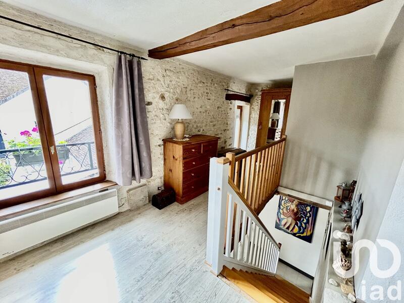 Maison - 152 m² - 7 pièces