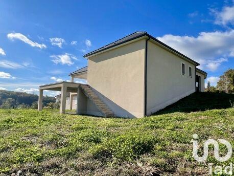 Maison - 176 m² - 1 pièce