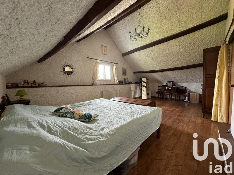 Maison - 234 m² - 8 pièces