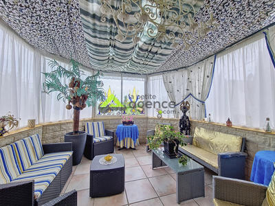 Propriété - 391 m² - 5 pièces