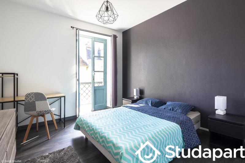 Chambre - 10 m² - 1 pièce