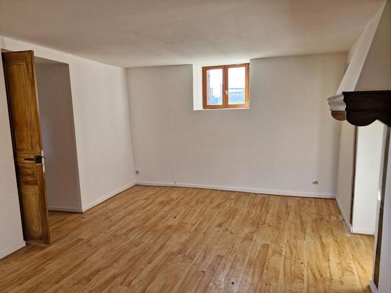 Maison - 220 m² - 8 pièces