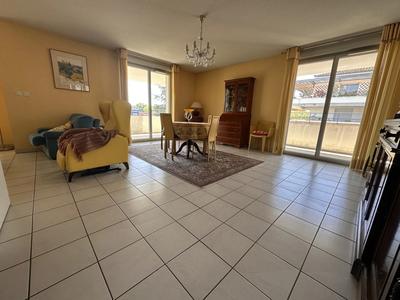 Appartement - 115 m² - 5 pièces