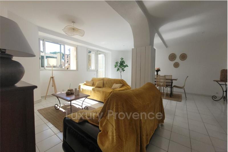 Appartement - 94 m² - 3 pièces