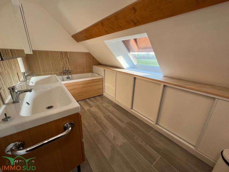 Pavillon - 130 m² - 5 pièces