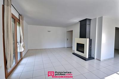 Maison - 104 m² - 5 pièces