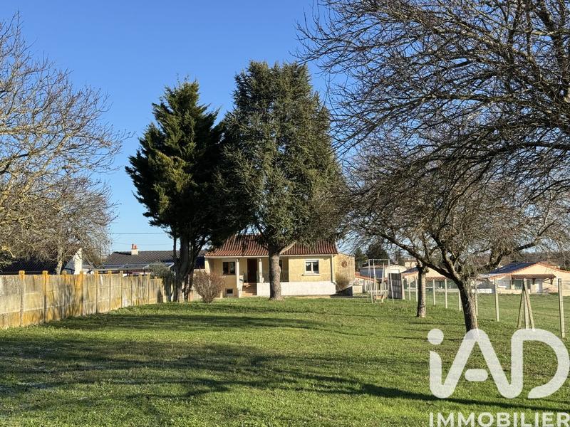 Maison - 95 m² - 5 pièces