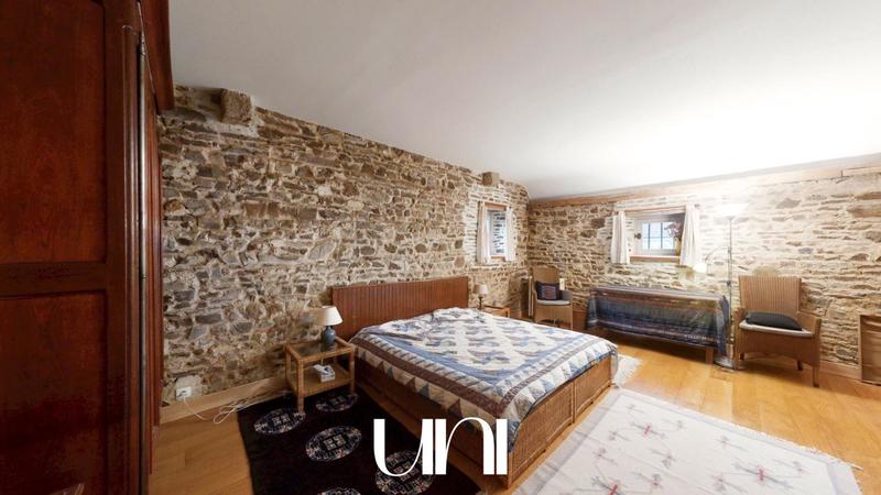 Maison - 507 m² - 13 pièces