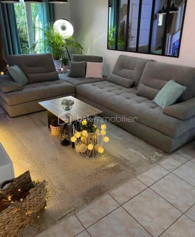 Maison traditionnelle - 93 m² - 6 pièces