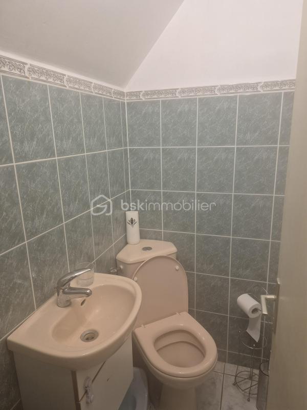 Maison traditionnelle - 110 m² - 7 pièces