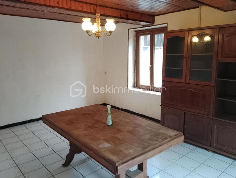 Maison - 95 m² - 5 pièces