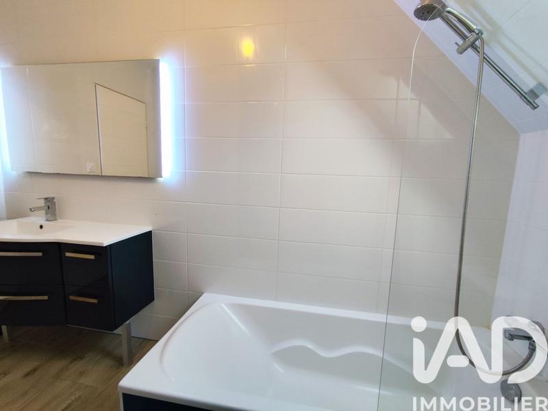 Maison - 127 m² - 7 pièces