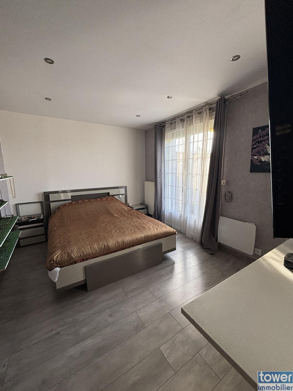 Maison - 142 m² - 6 pièces