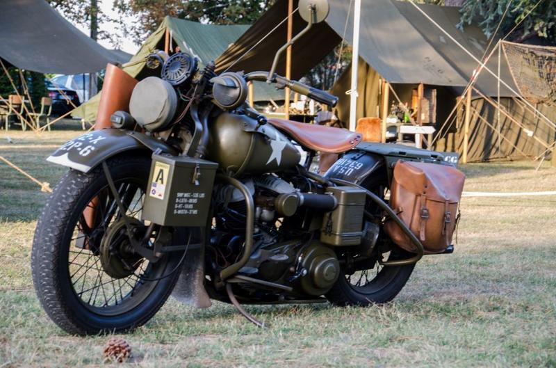 Salon d'antiquités militaires