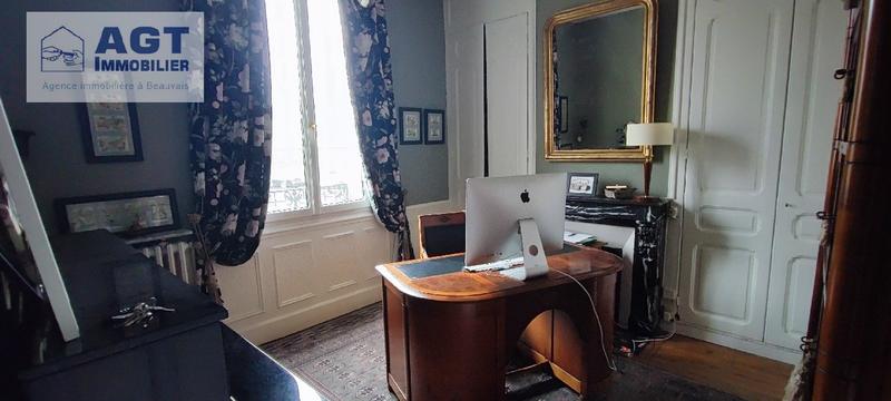 Maison - 304 m² - 10 pièces