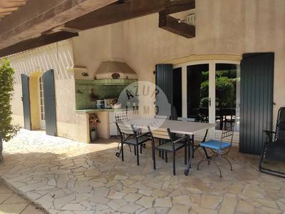 Maison - 160 m² - 5 pièces