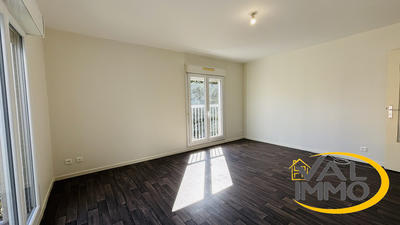 Appartement - 75 m² - 4 pièces