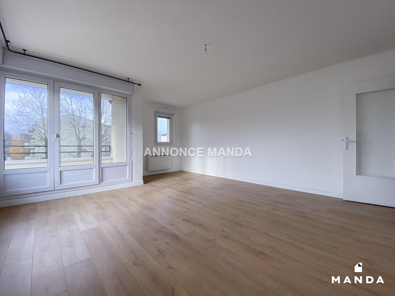 Appartement - 85 m² - 4 pièces