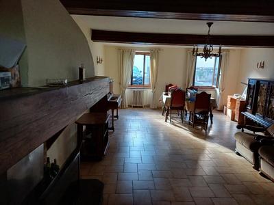 Maison - 150 m² - 8 pièces