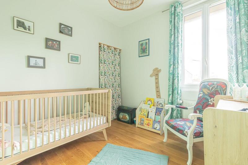 Maison - 90 m² - 5 pièces