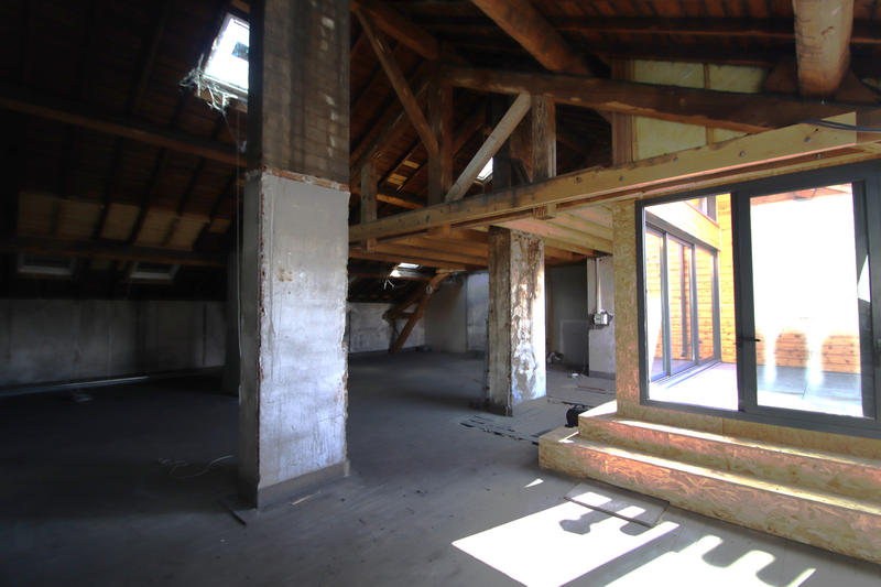 Appartement - 165 m² - 1 pièce