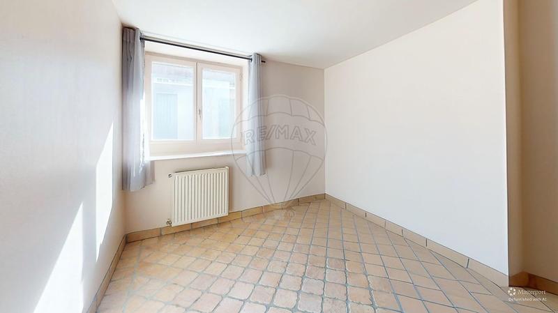 Maison - 96 m² - 5 pièces