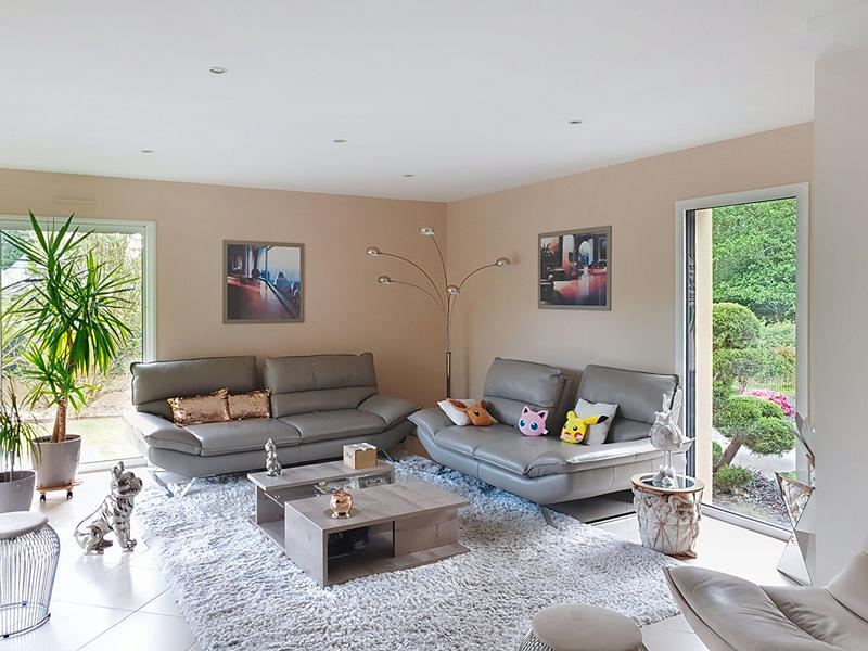 Maison - 198 m² - 7 pièces