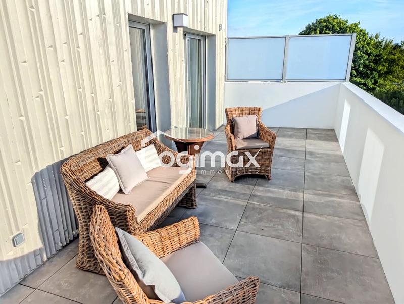 Appartement - 120 m² - 6 pièces