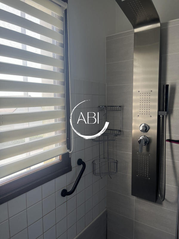 Appartement - 90 m² - 4 pièces