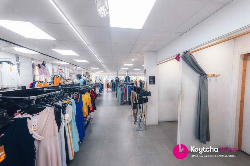 Local commercial - 130 m²