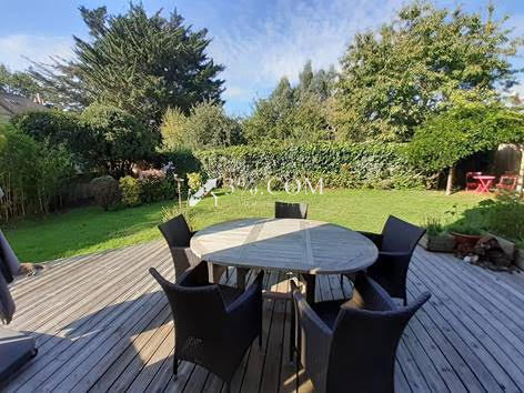 Maison d'architecte - 141 m² - 6 pièces