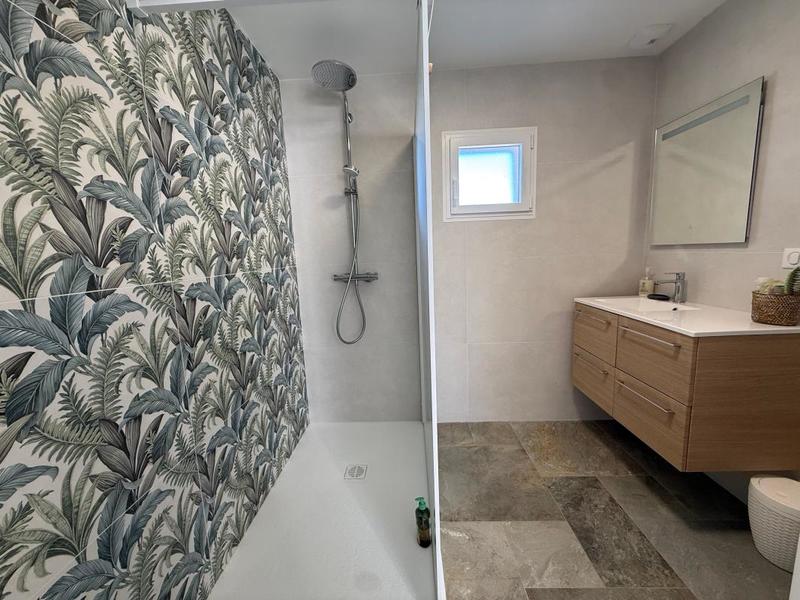 Villa - 275 m² - 9 pièces