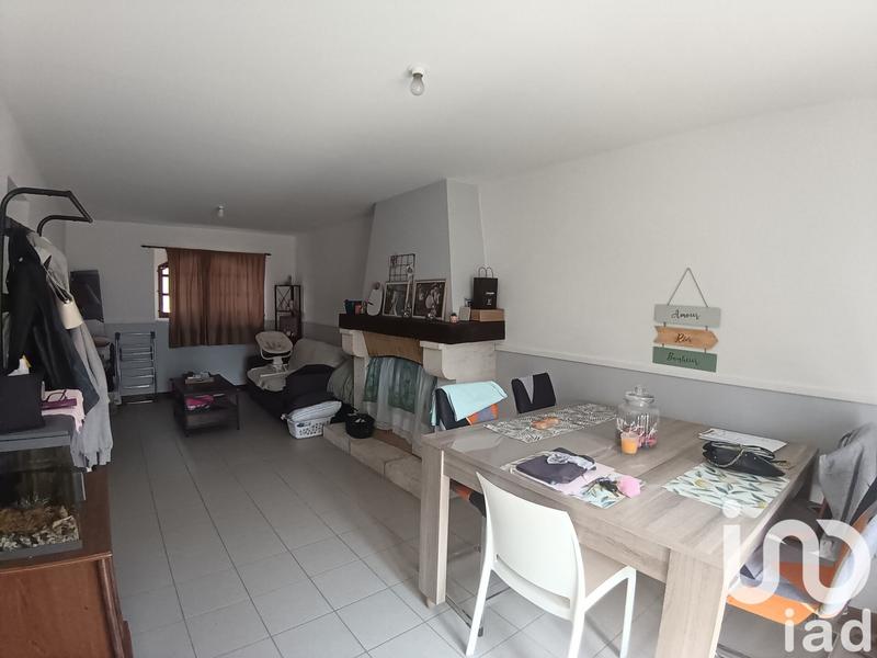 Maison - 213 m² - 9 pièces