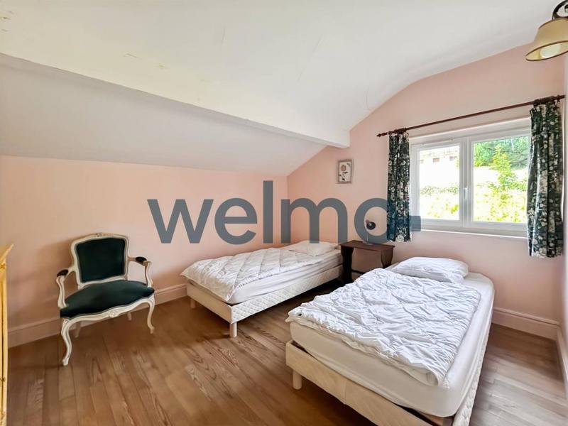 Maison - 140 m² - 7 pièces