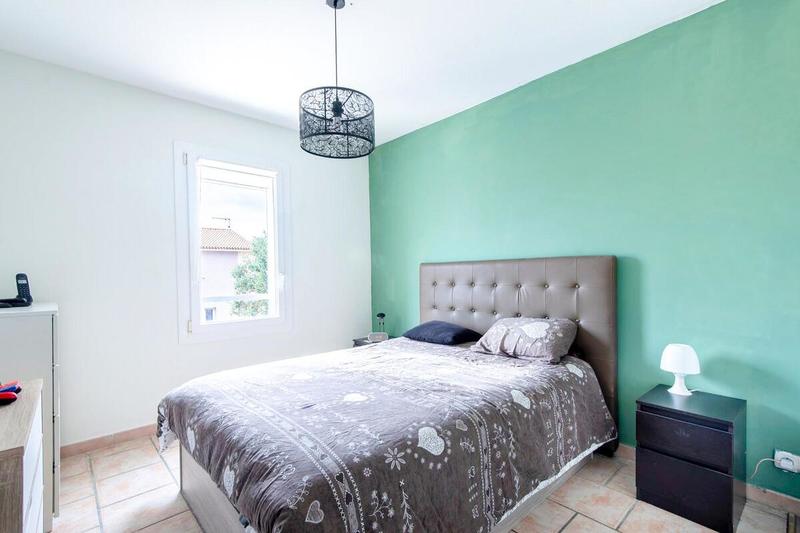 Villa - 90 m² - 5 pièces