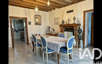 Maison - 200 m² - 8 pièces