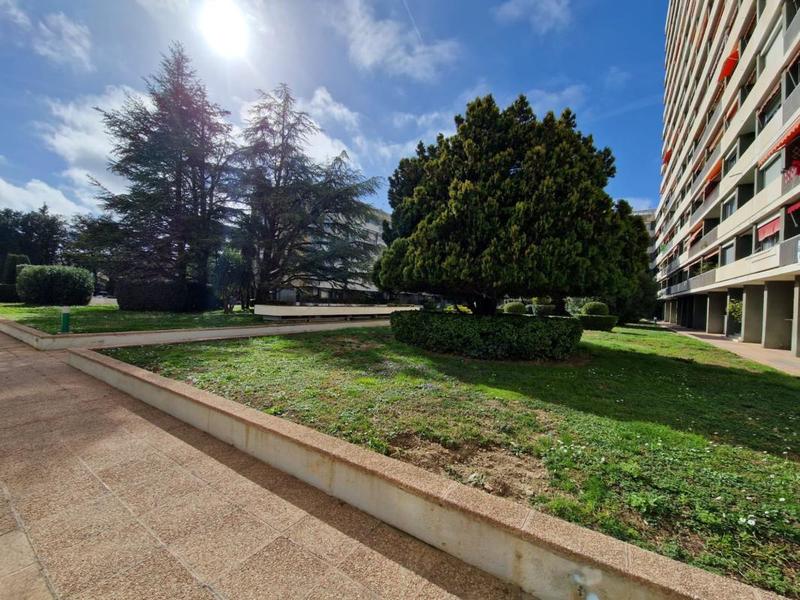 Appartement - 96 m² - 4 pièces