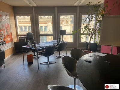 Bureau - 92 m²
